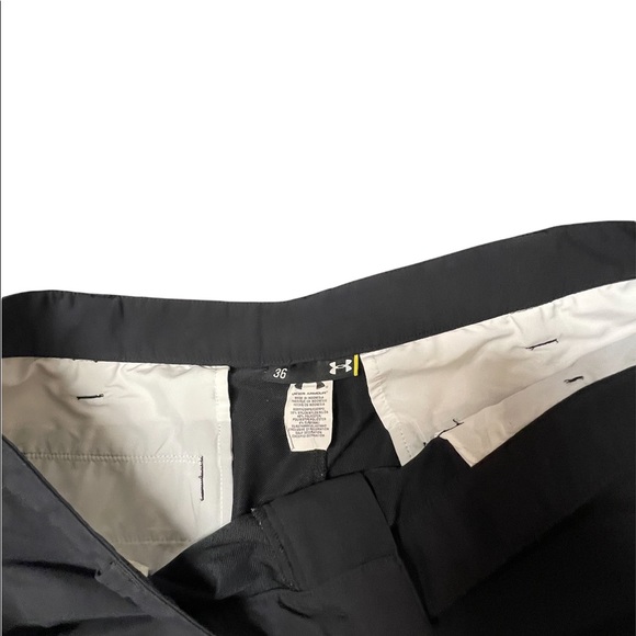 Under Armour mens shorts. B2 - Picture 4 of 11